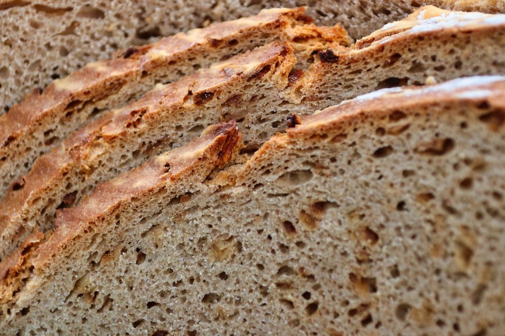 bread, nutrition, breakfast-5456293.jpg