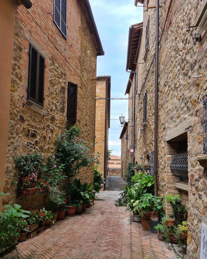 best-things-to-visit-in-val-d'orcia-monticchiello