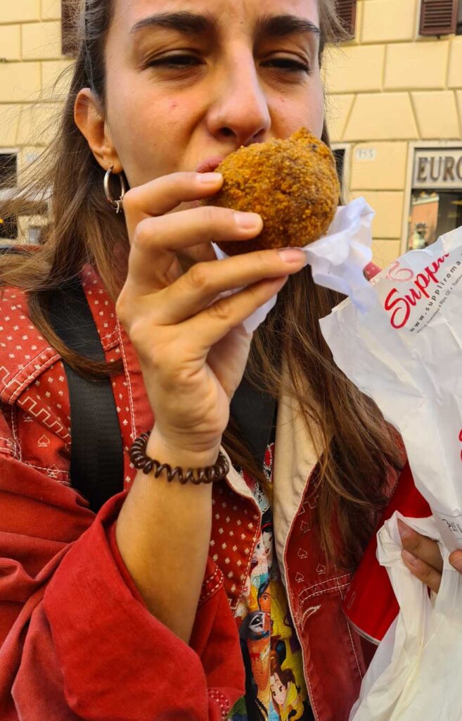 Eat-like-a-local-in-rome-Supplì