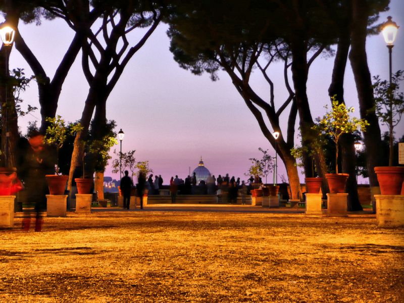 the-most-romantic-places-to-visit-in-ome-autumn-giardino-degli-aranci