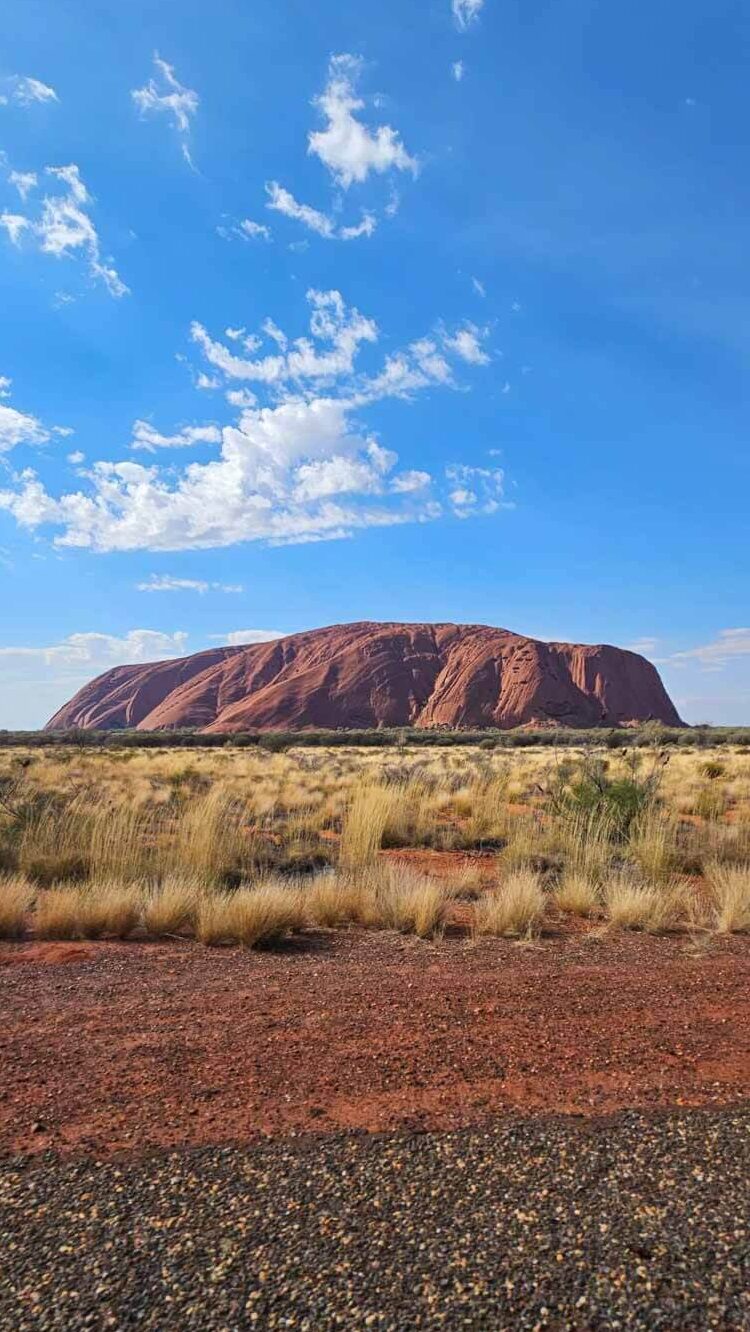 The-Complete-Itinerary-Adelaide-to-Darwin-uluru