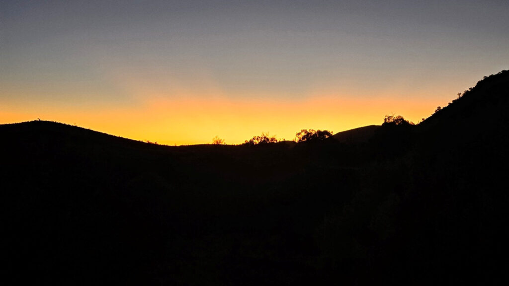 Ikara-flinders-ranges-national-park-guide-sa-park-campground-sunset